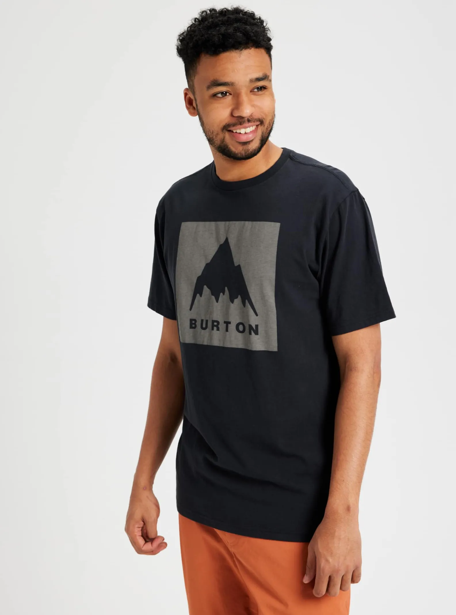 burton__tshirt__manches_c_4-12.webp Femme/Homme Burton - T-shirt à Manches Courtes Coupe Classique Mountain High