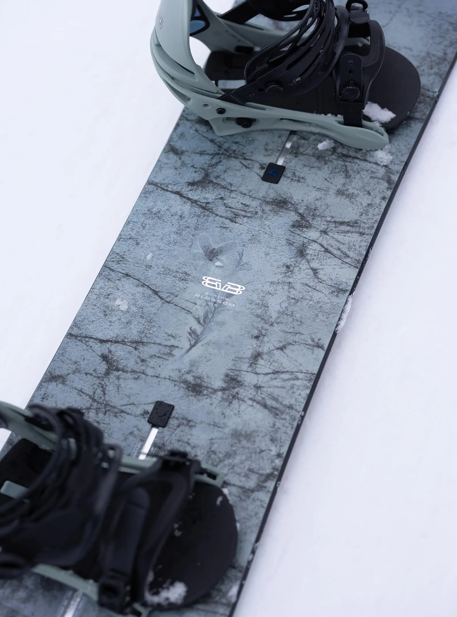 snowboard__cambre_blossom_9.webp Femme/Homme Burton Snowboard à Cambre Blossom De
